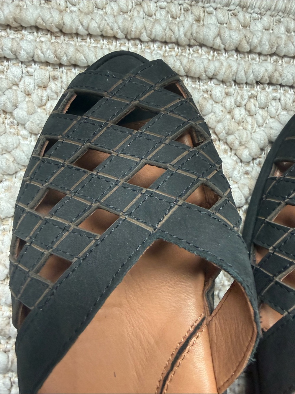 L’Amour Des Pieds Burcie Black Caged Slingback Sandals 8.5M - Picture 4 of 13